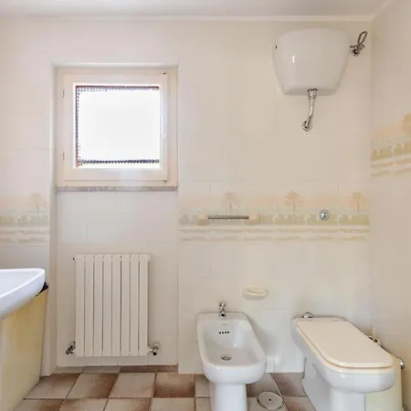 Apartamento Valeria, 8 Guests, Surrounded By Pine Forest And The Sea