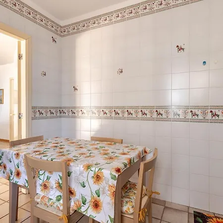 Apartamento Valeria, 8 Guests, Surrounded By Pine Forest And The Sea