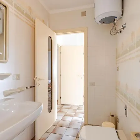 Valeria, 8 Guests, Surrounded By Pine Forest And The Sea Apartment